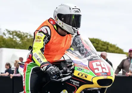 Tragico incidente al Manx GP: perde la vita Mauro Poncini