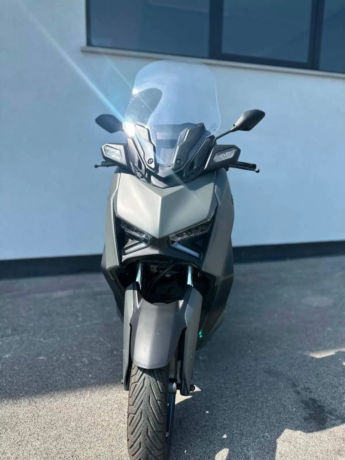 Yamaha X-Max 300 (2025 - 26) (2)