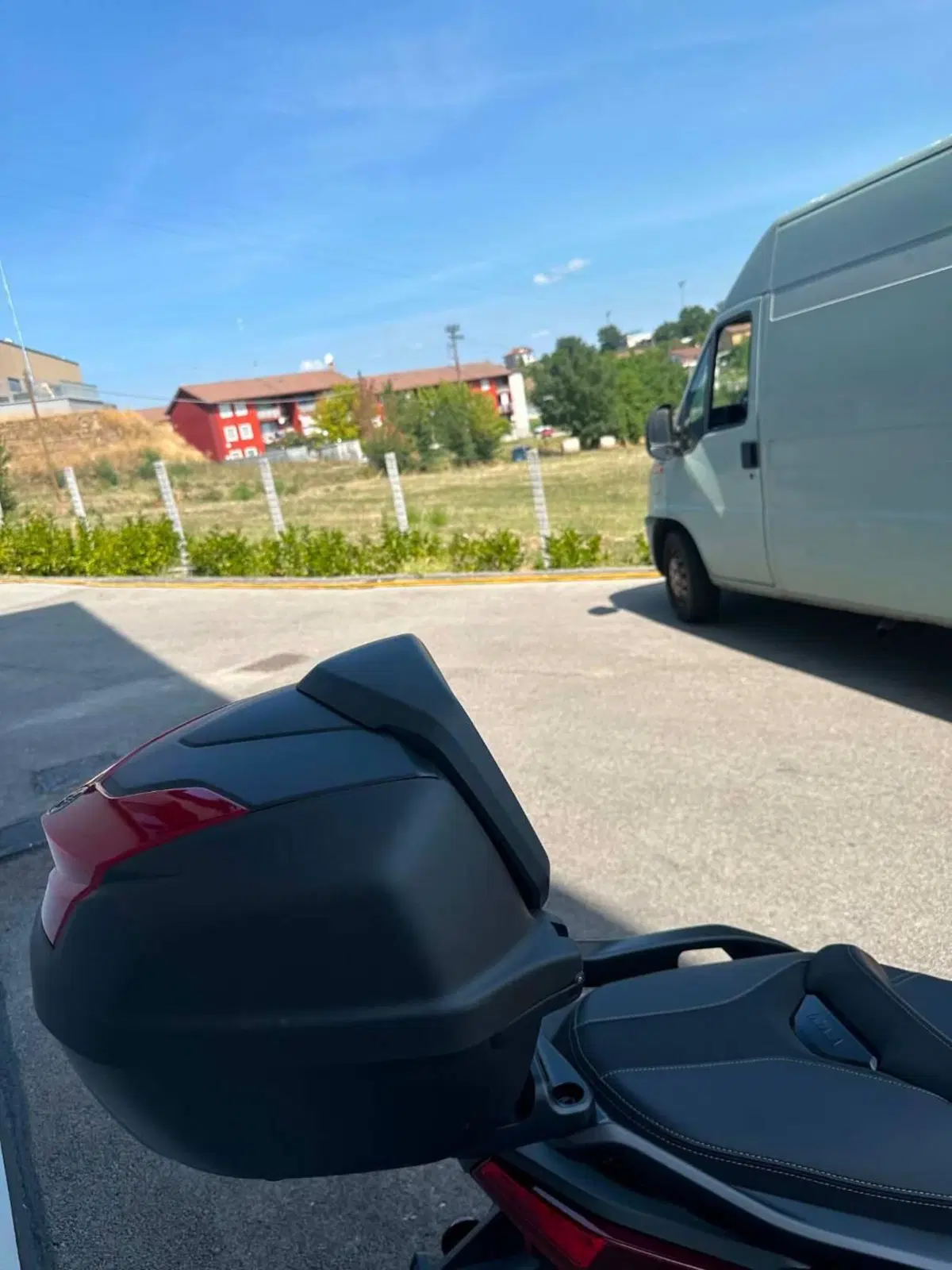 Yamaha X-Max 300 (2025 - 26) (8)