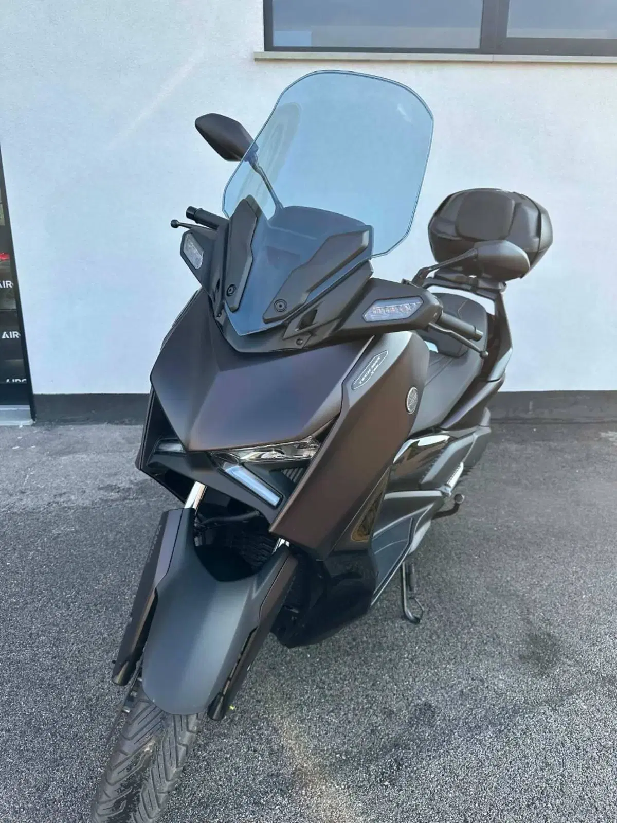Yamaha X-Max 300 Tech Max (2021 - 24) (11)