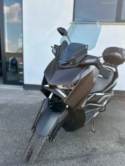 Yamaha X-Max 300 Tech Max (2021 - 24) usata