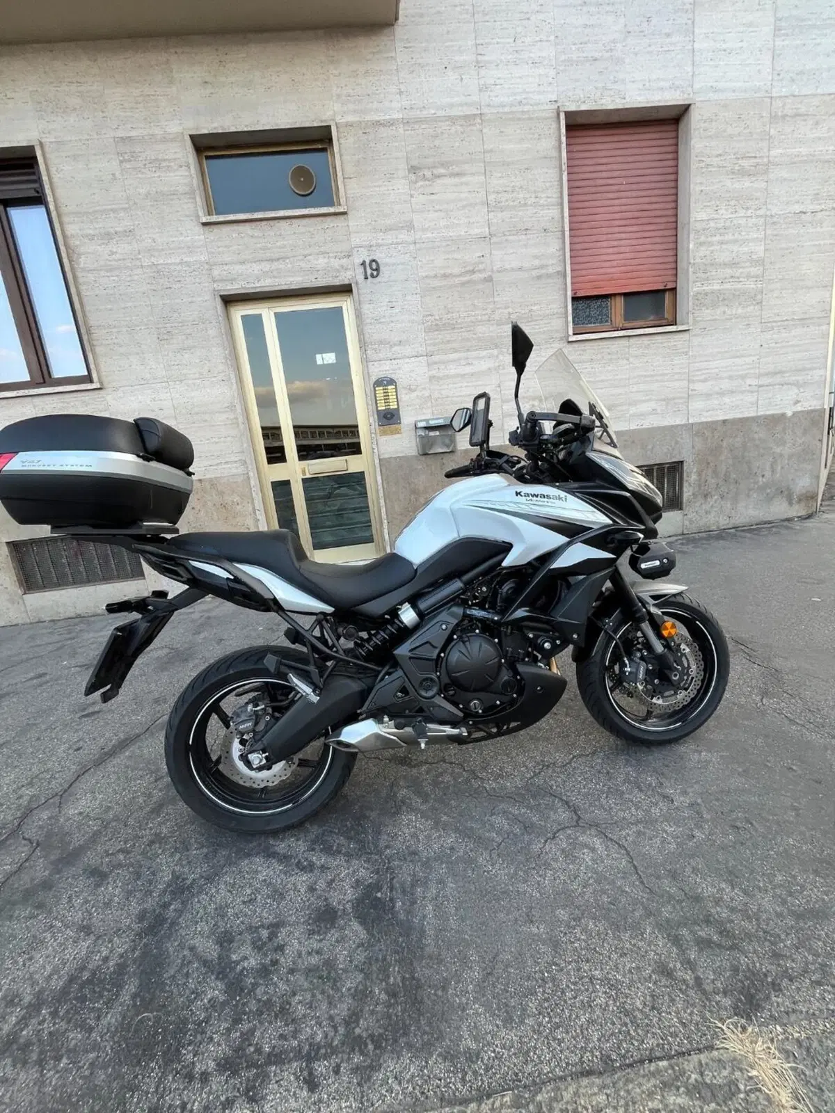 Kawasaki Versys 650 Grand Tourer (2017 - 20) (3)
