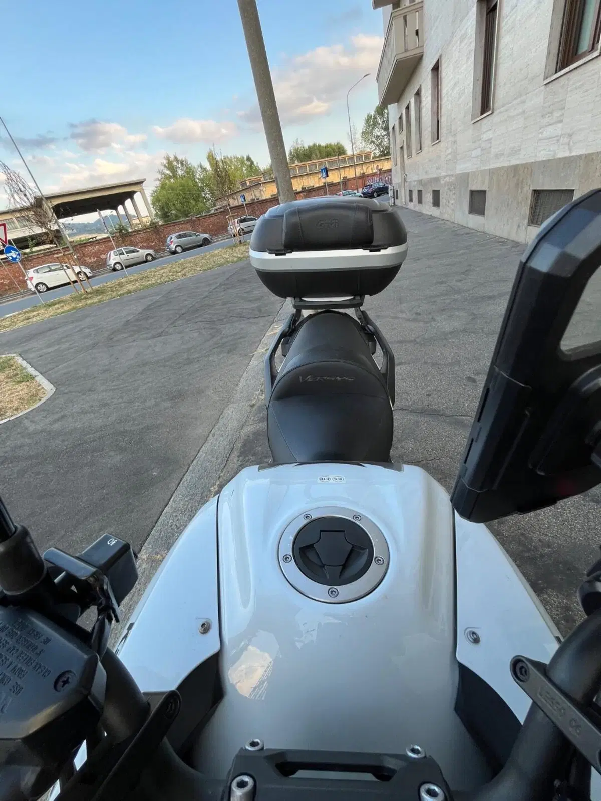 Kawasaki Versys 650 Grand Tourer (2017 - 20) (8)
