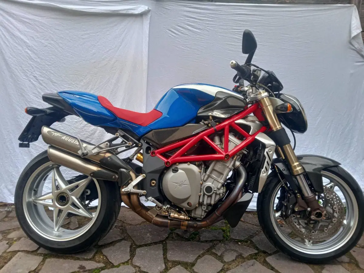 MV Agusta Brutale 750 America (2004 - 06) (2)