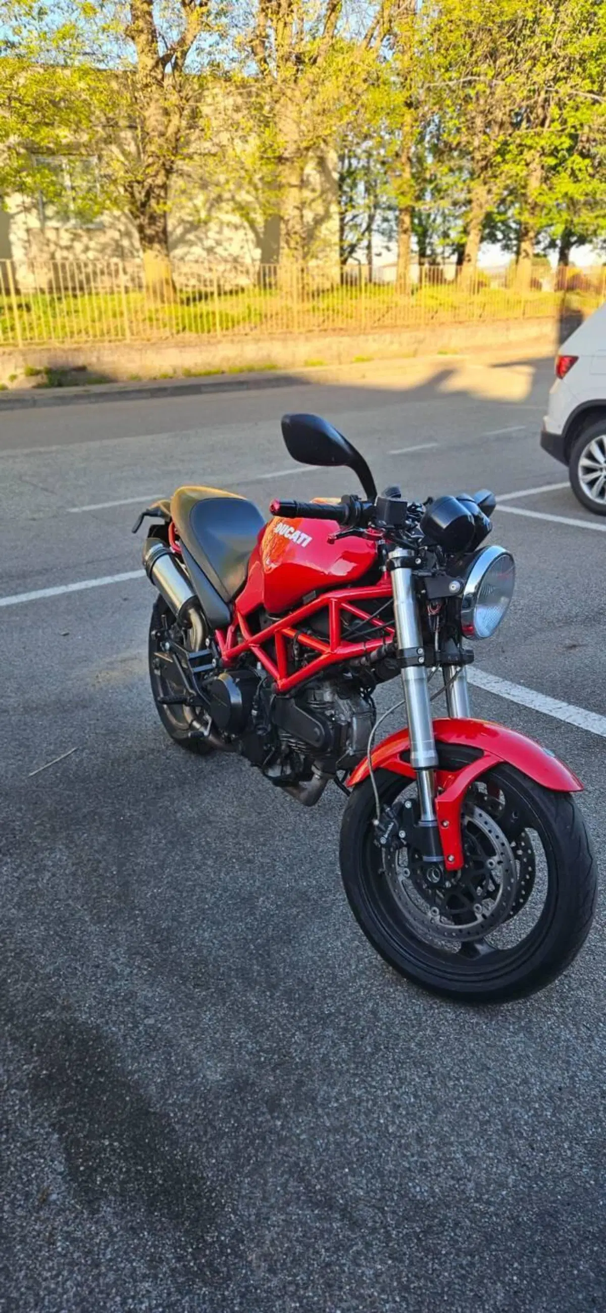 Ducati Monster 695 (2006 - 08) (4)
