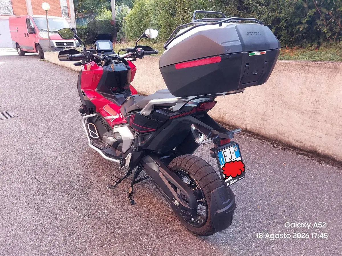 Honda X-ADV 750 DCT (2021 - 24) (5)