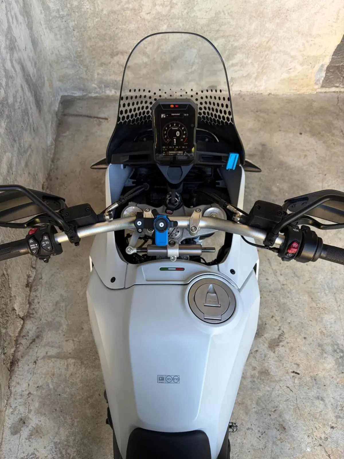 Ducati DesertX (2022 - 25) (5)