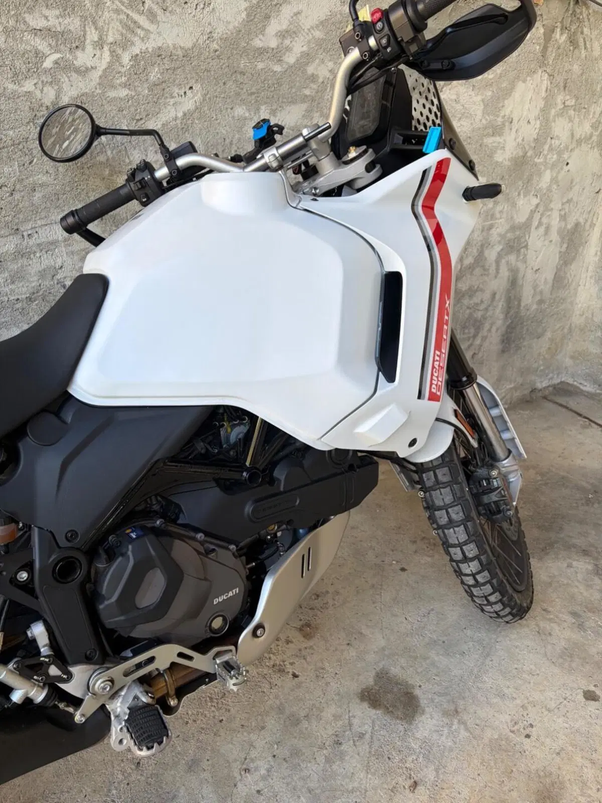 Ducati DesertX (2022 - 25) (6)