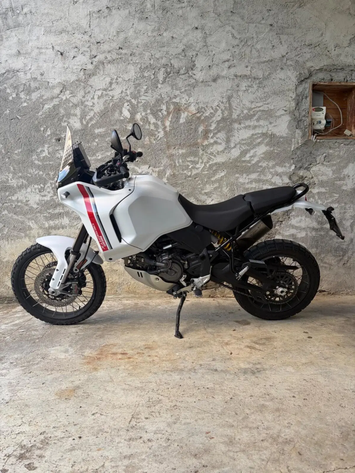 Ducati DesertX (2022 - 25) (2)