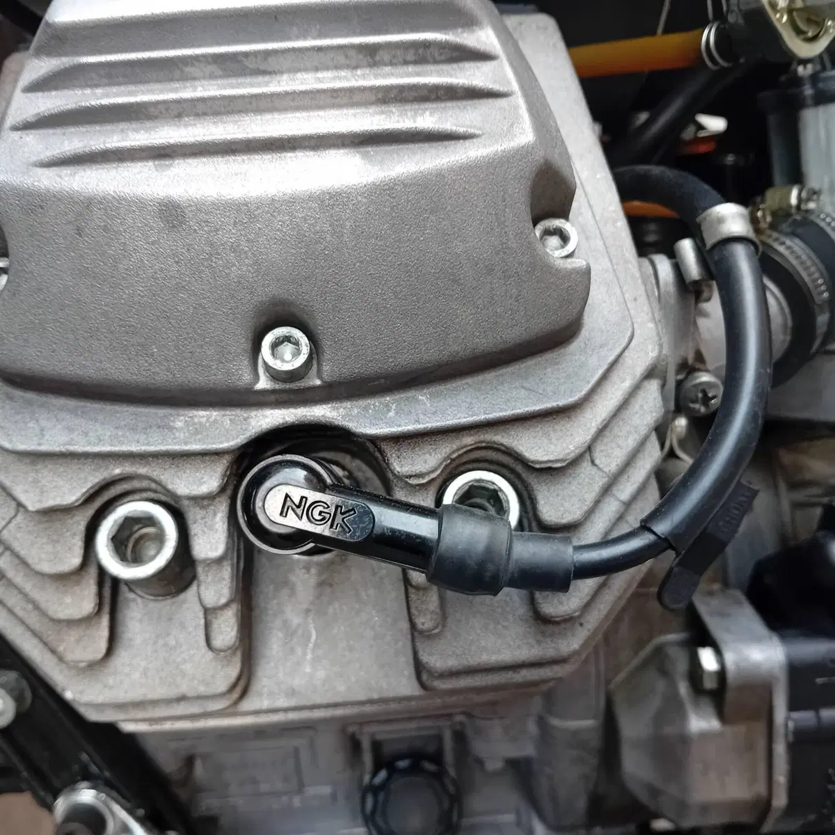 Moto Guzzi V35c (10)