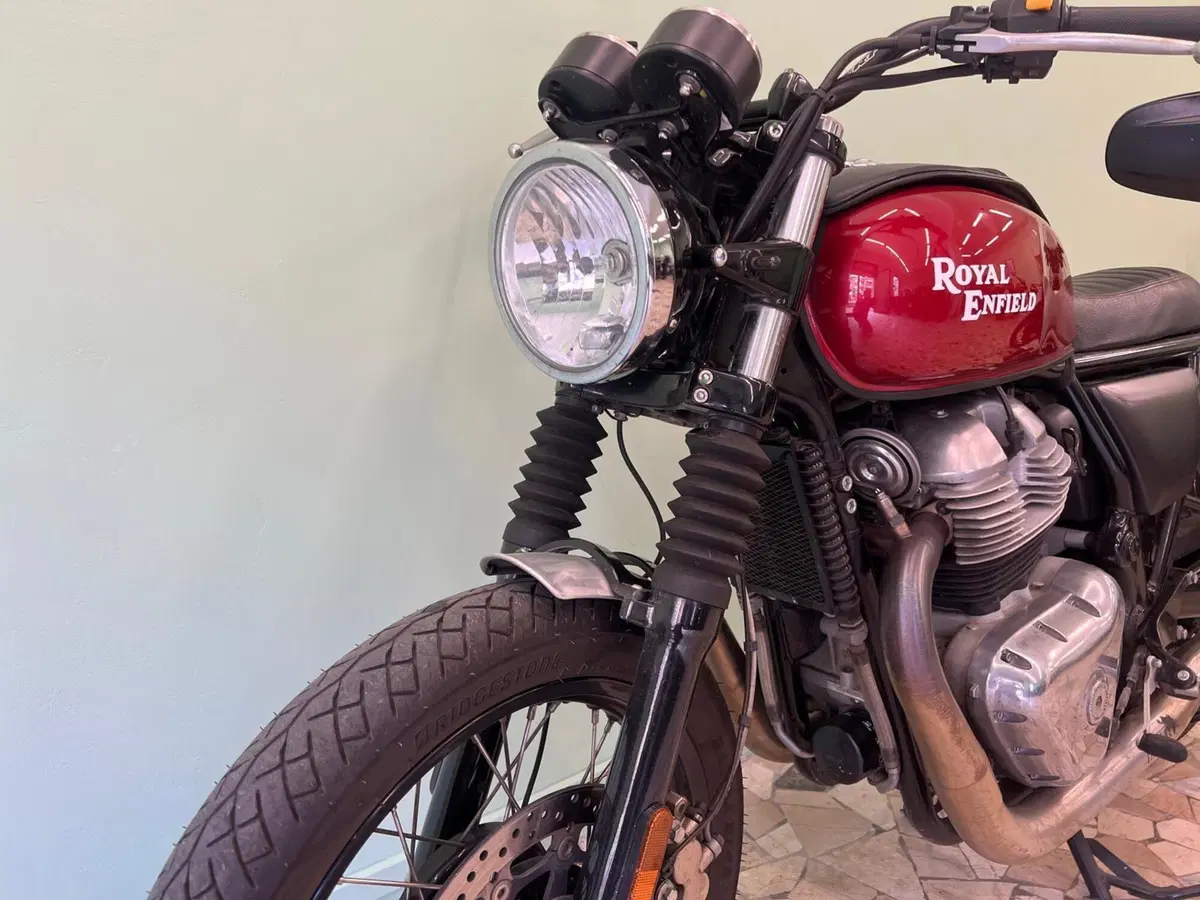 Royal Enfield Interceptor 650 (2021 - 26) (11)