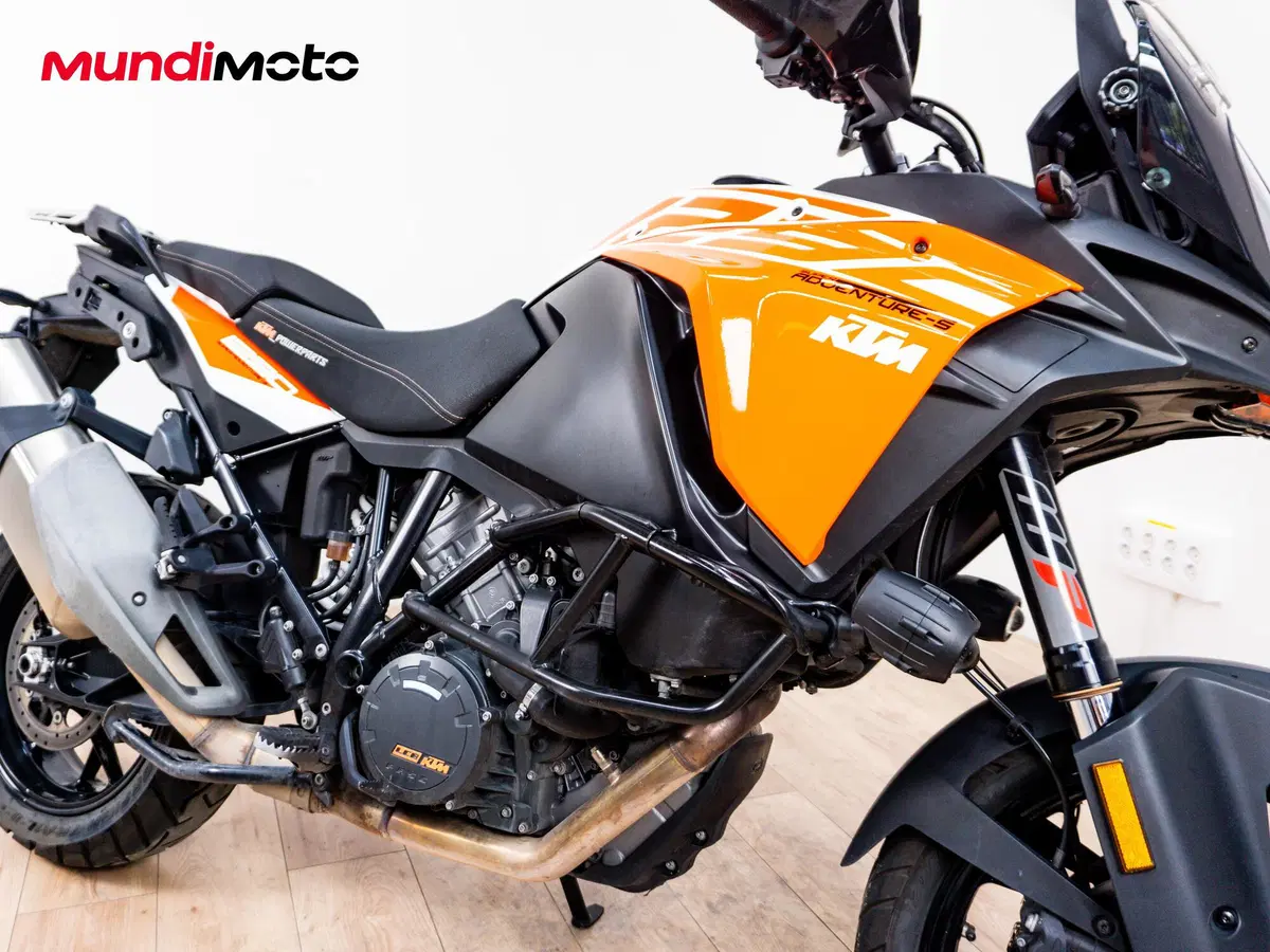 KTM 1290 Super Adventure S (2021) (4)