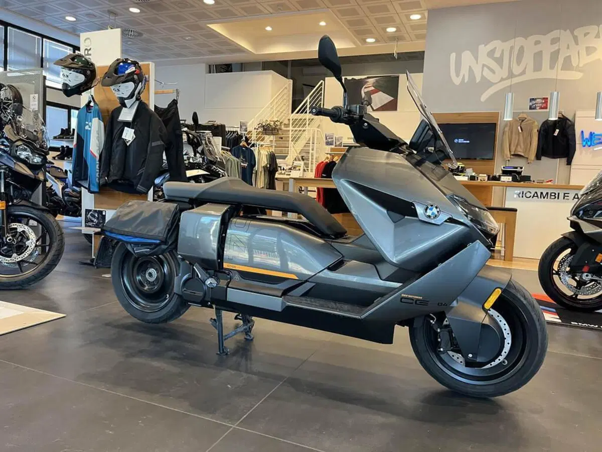 Bmw CE 04 (2021 - 25) (4)