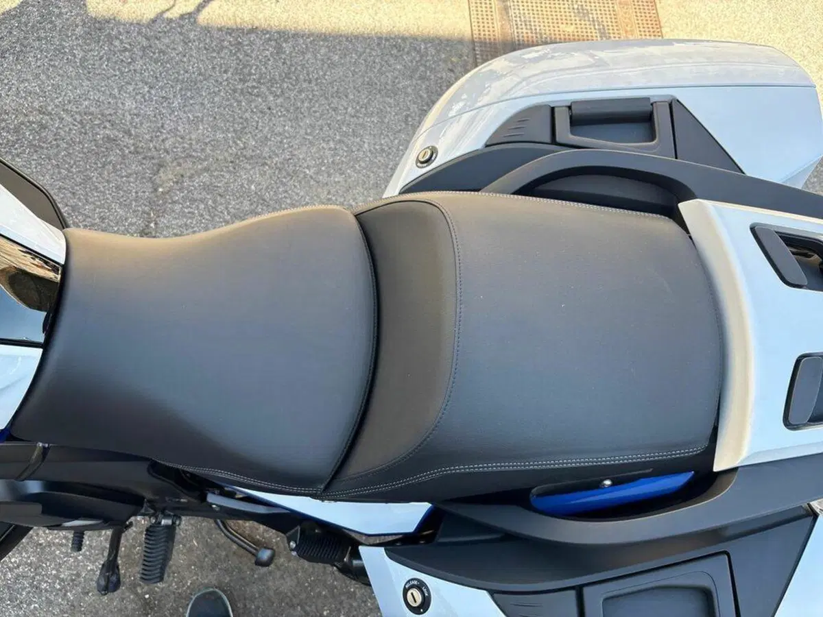 Bmw K 1600 GT (2022 - 27) (5)