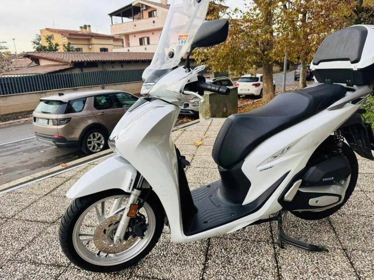 Honda SH 150i (2020 - 23) (8)