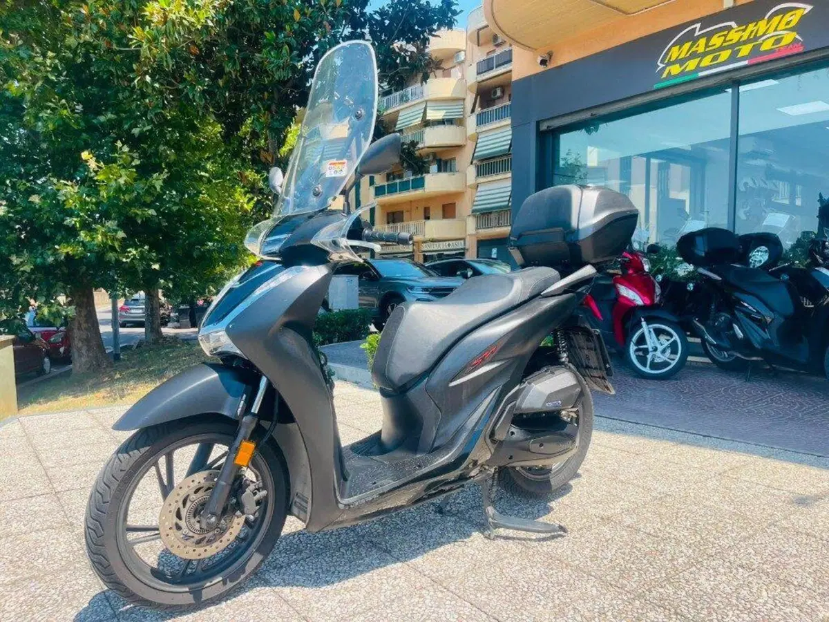 Honda SH 125i Sport (2022 - 23) (4)