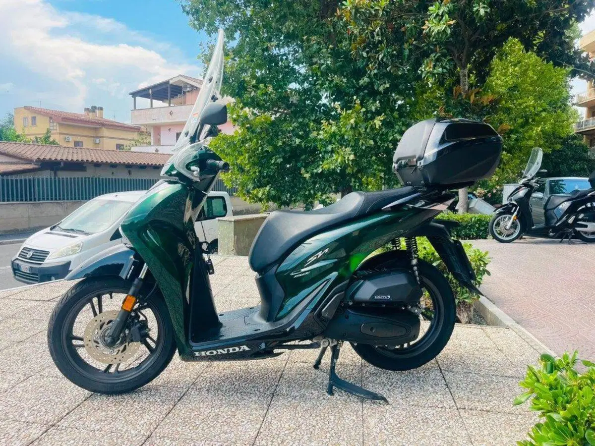 Honda SH 150i Vetro (2024 - 25) (8)