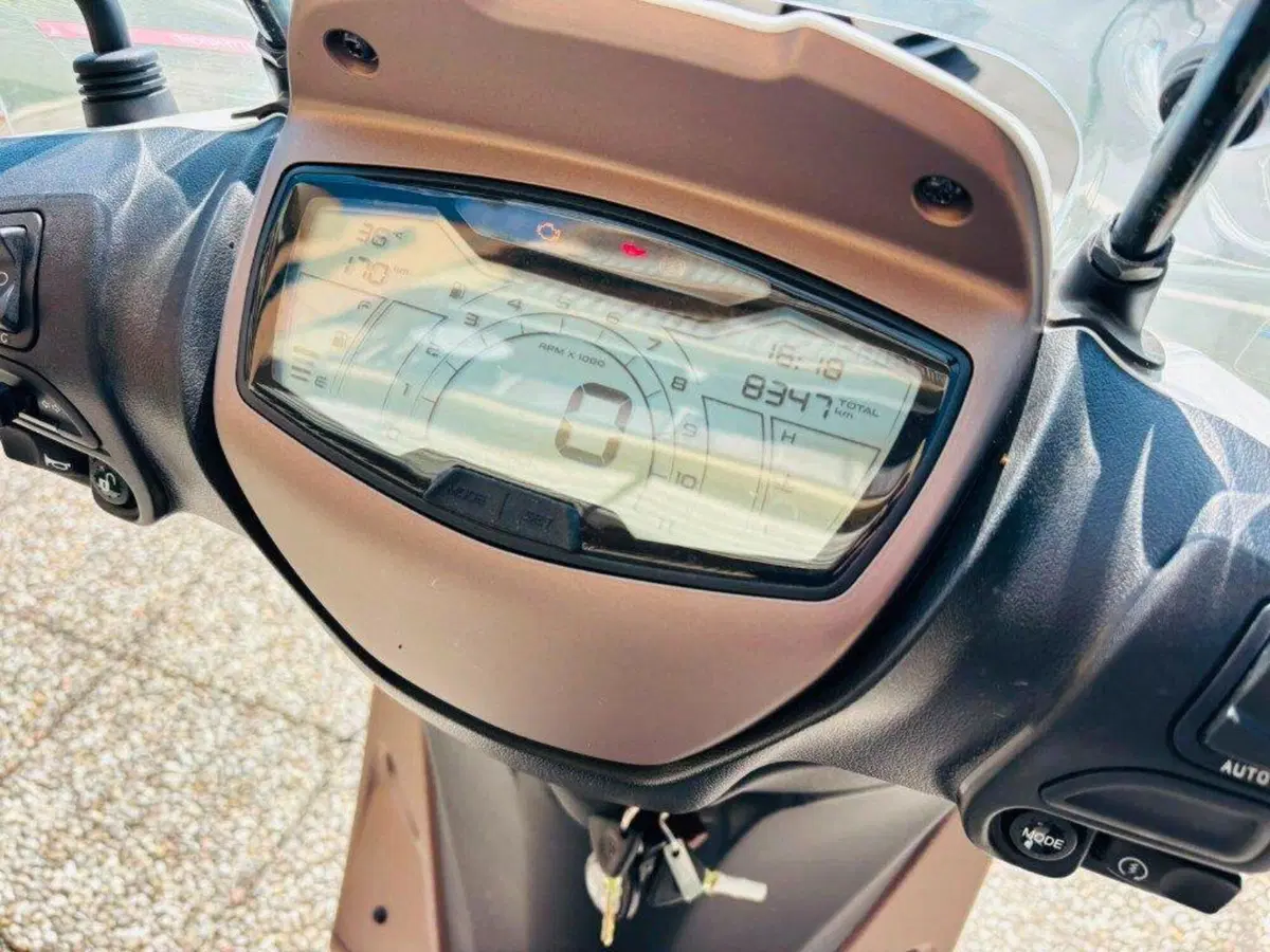 Piaggio Medley 150 (2020) (8)