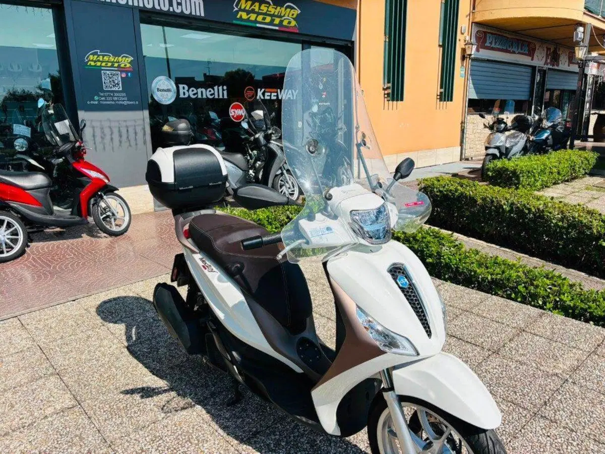 Piaggio Medley 150 (2020) (11)