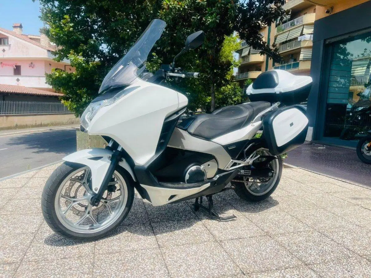 Honda Integra 700 (2011 - 13) (8)