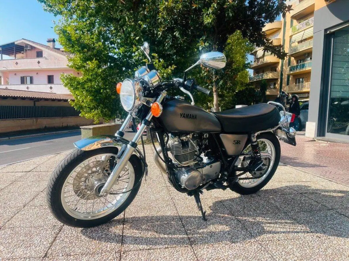 Yamaha SR 400 (2013 - 17) (2)