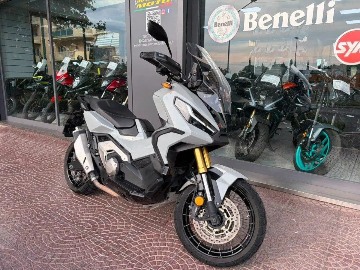 Honda X-ADV 750 DCT (2021 - 24) (4)