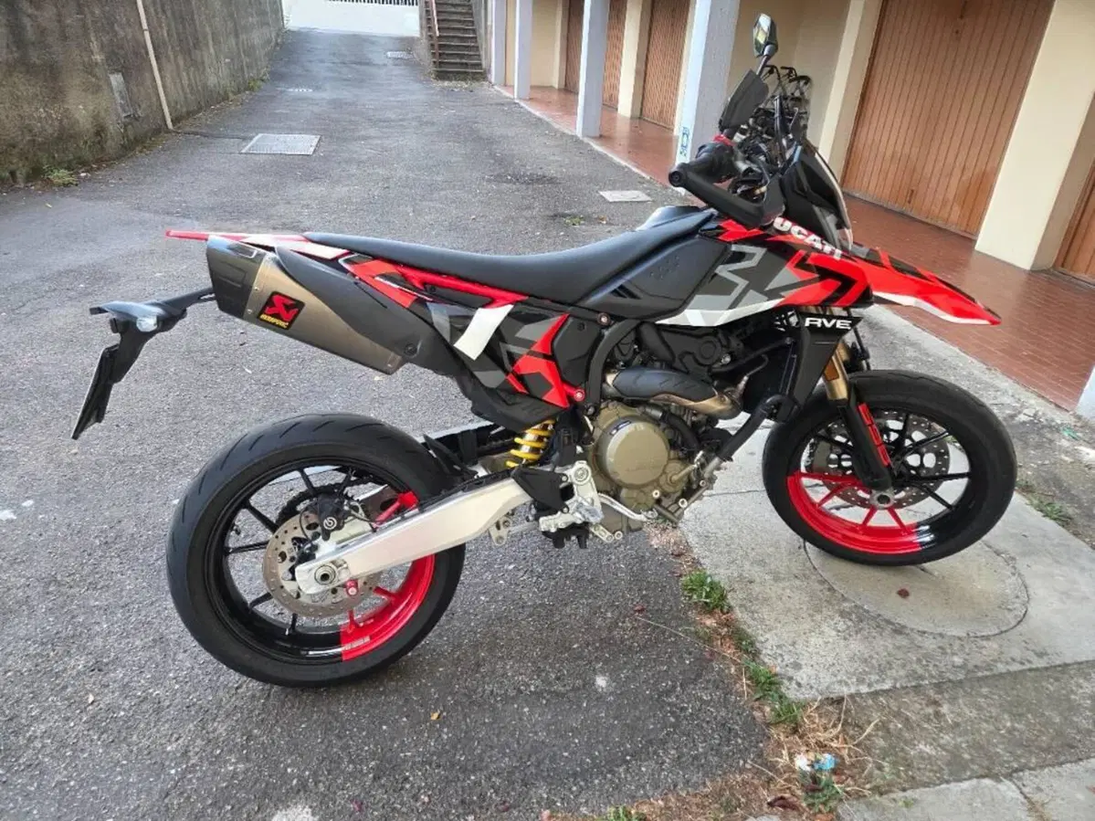 Ducati Hypermotard 698 Mono RVE (2024 - 26) (2)