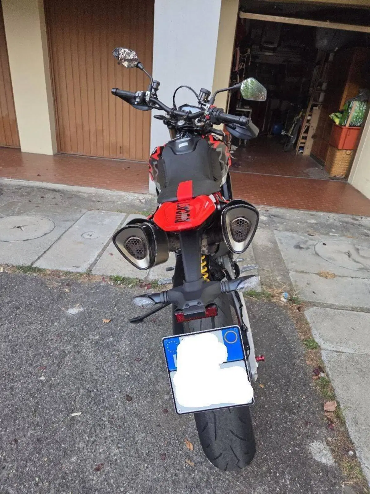 Ducati Hypermotard 698 Mono RVE (2024 - 26) (3)