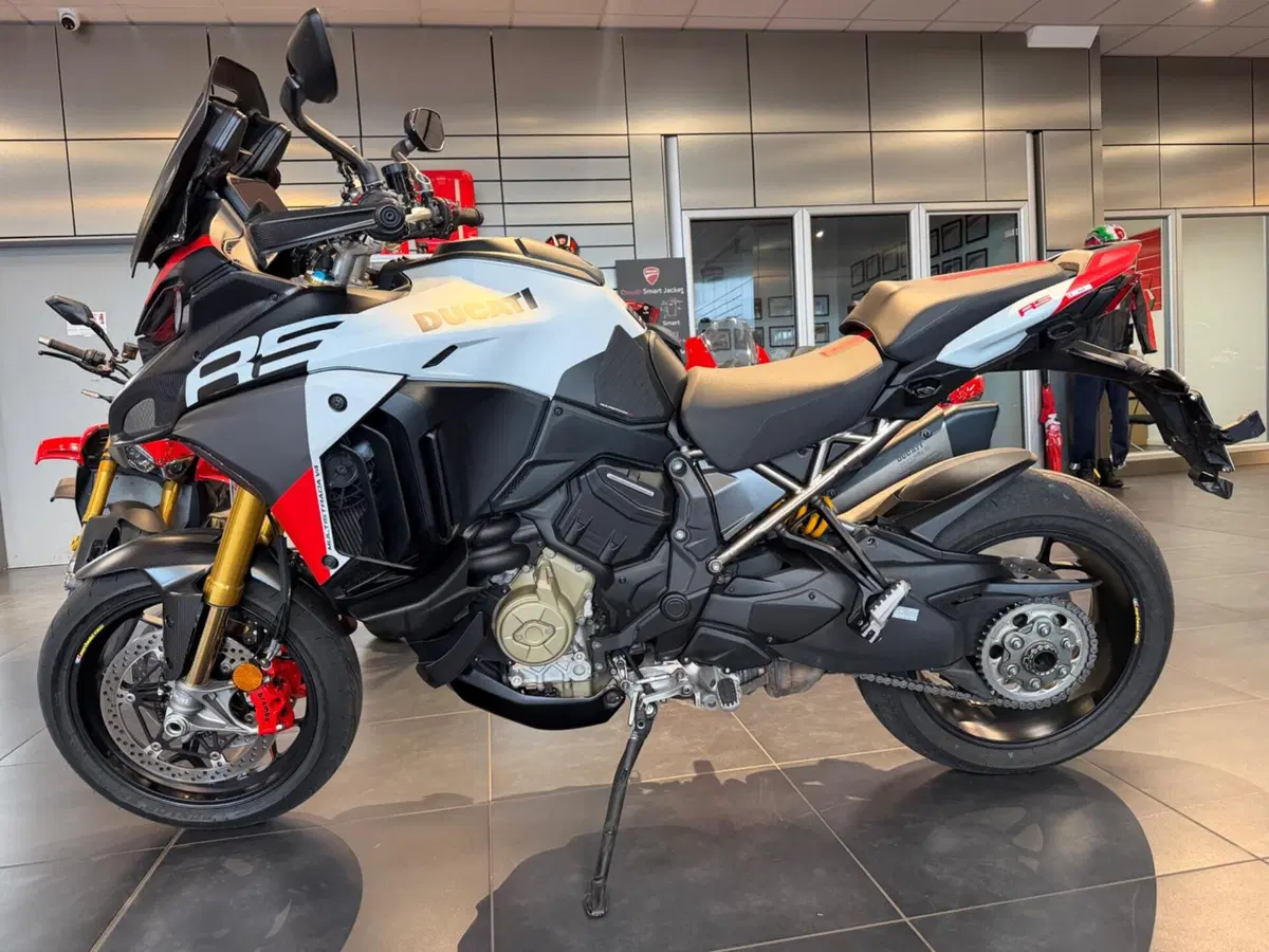 Ducati Multistrada V4 RS (2026) (2)