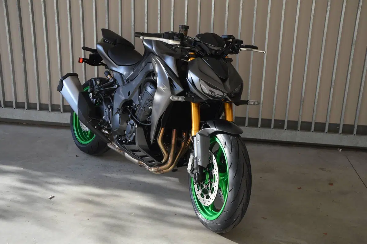 Kawasaki Z 1100 SE (2026) (2)