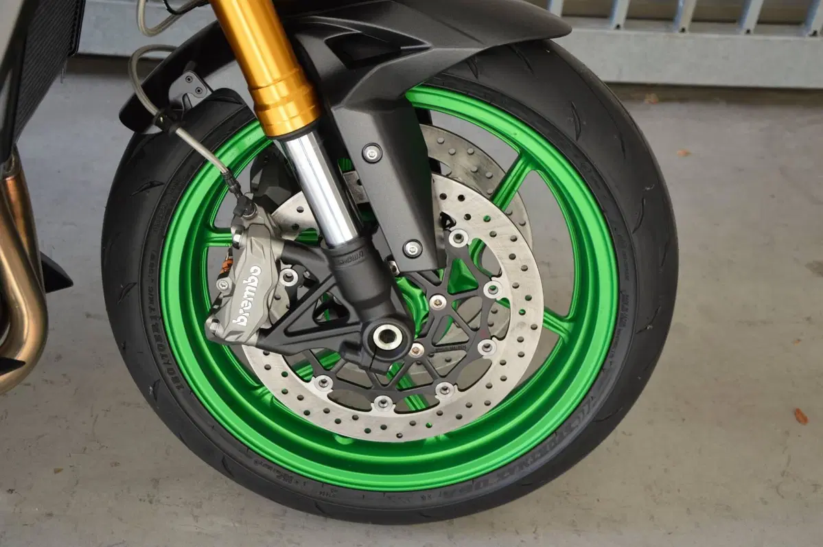 Kawasaki Z 1100 SE (2026) (12)