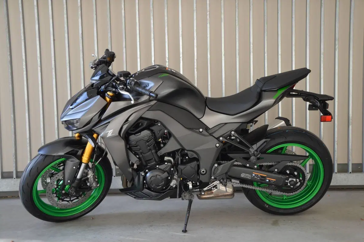Kawasaki Z 1100 SE (2026) (14)