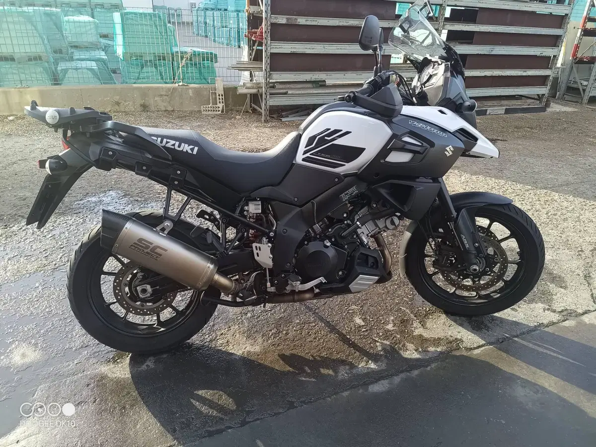 Suzuki V-Strom 1000XT (2017 - 20) (2)