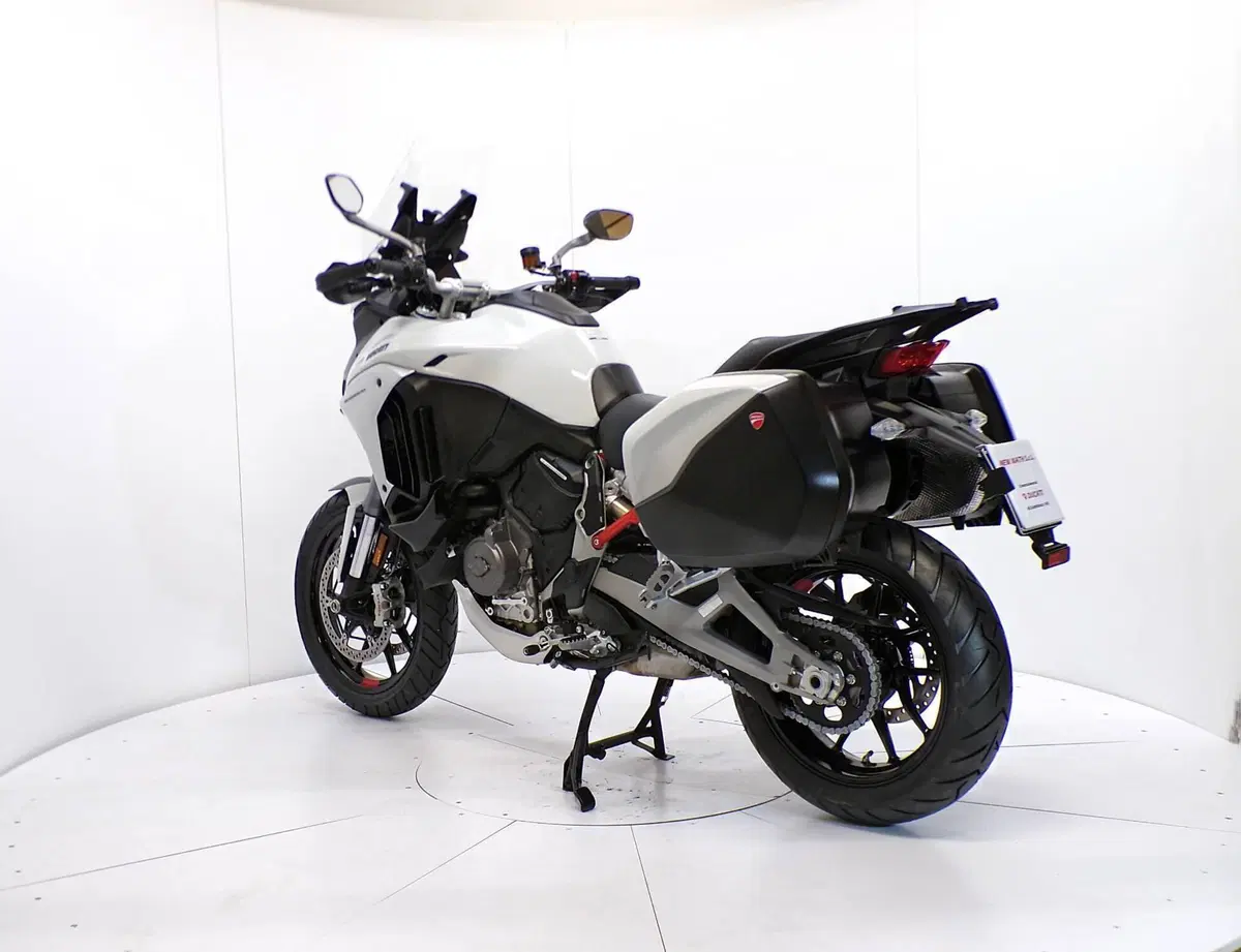 Ducati Multistrada V4 S (2021 - 24) (5)