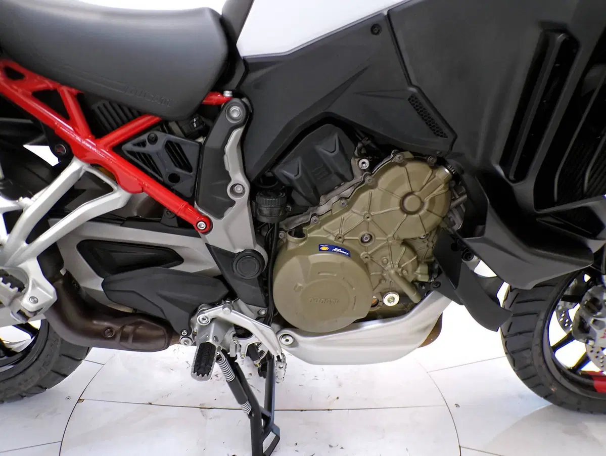 Ducati Multistrada V4 S (2021 - 24) (8)