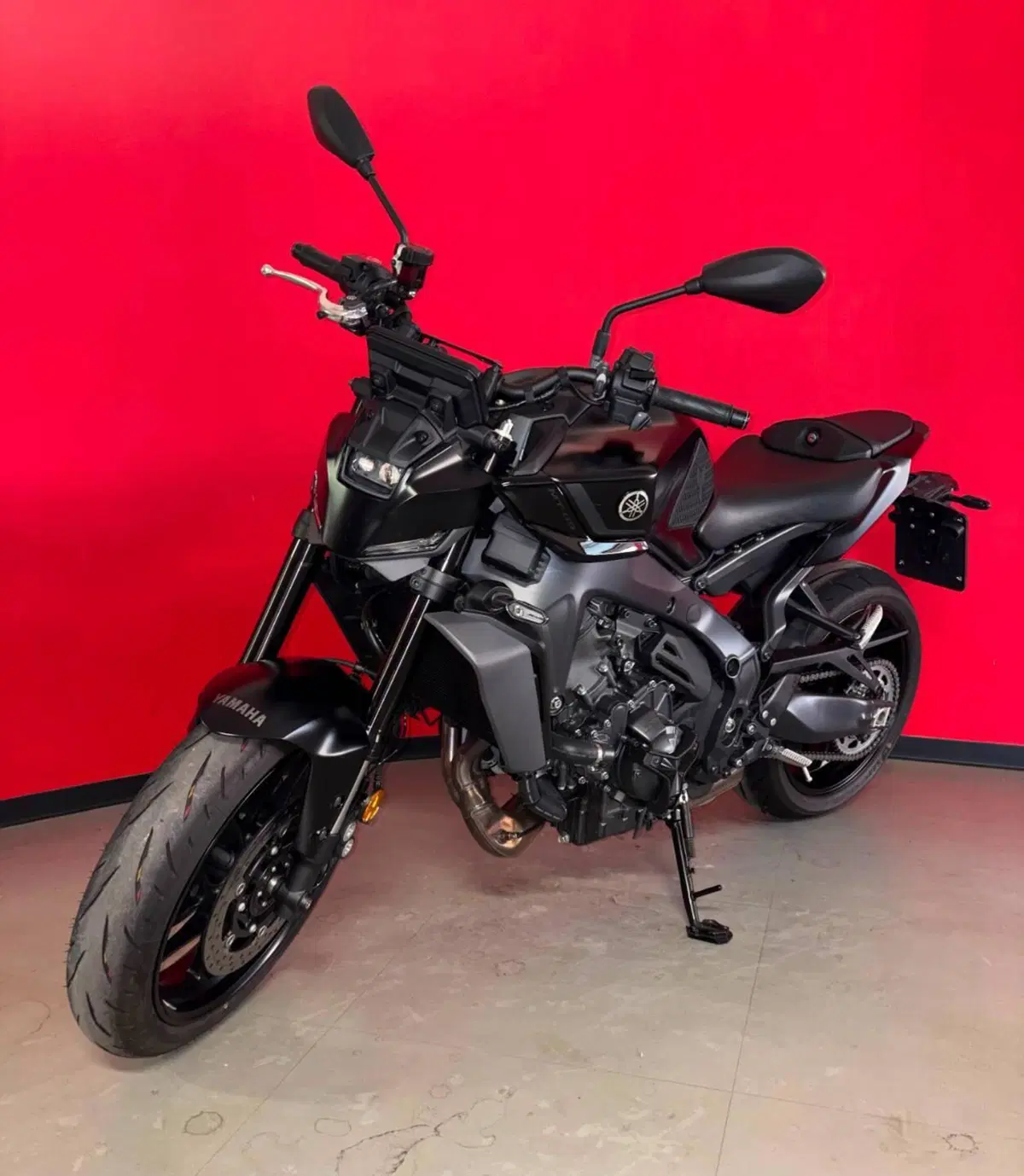 Yamaha MT-09 Y-AMT (2024 - 26) (4)