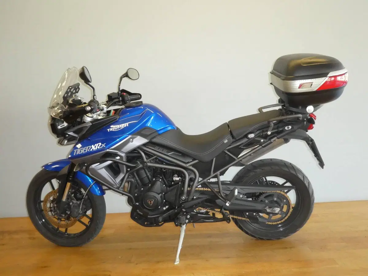 Triumph Tiger 800 XRx (2015 - 17) (4)