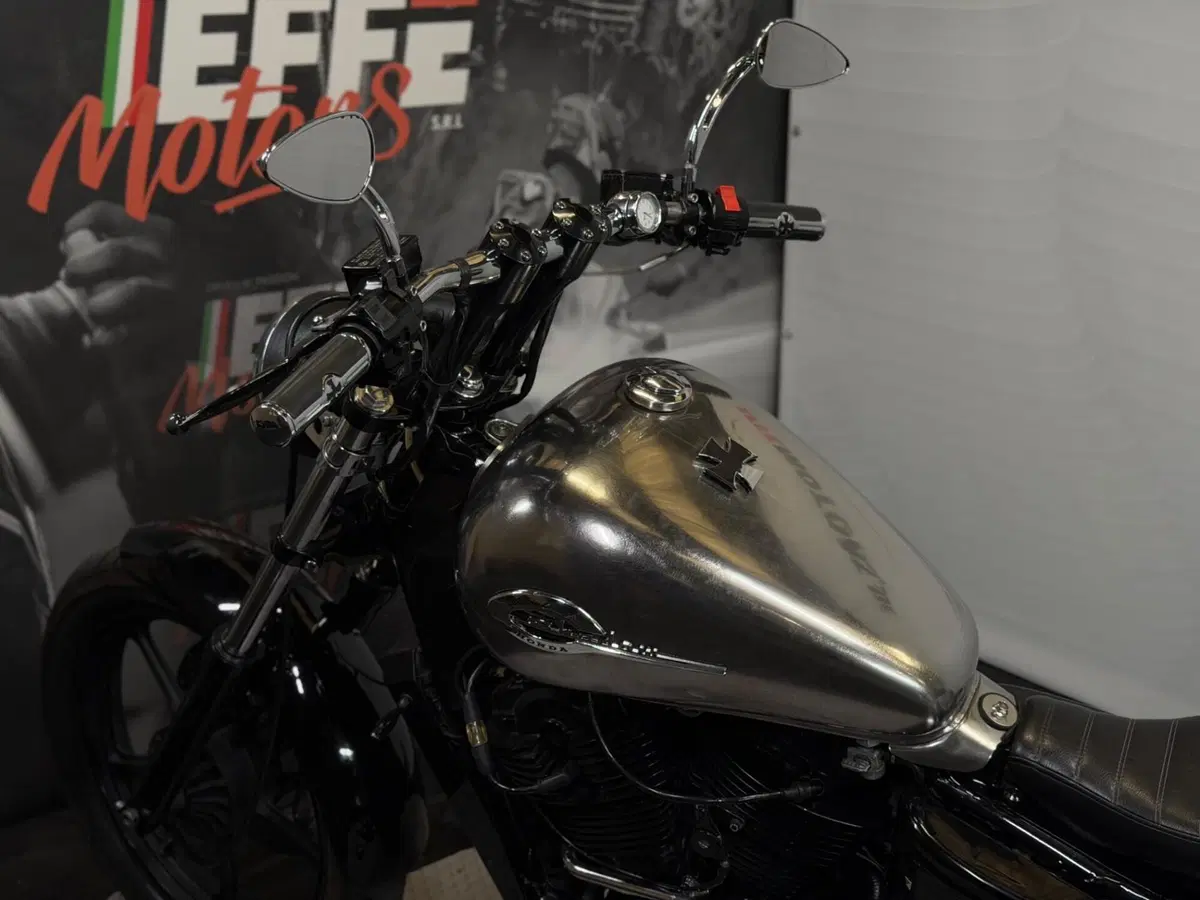 Honda VT 1100 C Shadow (1988 - 89) (9)