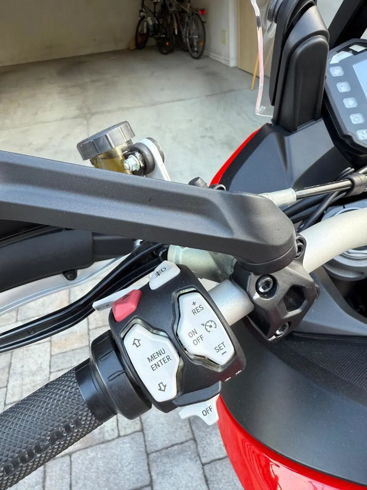 Ducati Multistrada 1200 S (2015 - 17) (10)