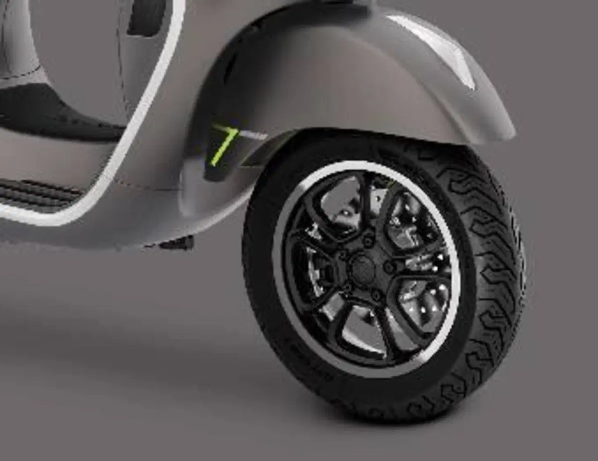 Vespa GTS 310 Supertech (2025 - 26) (5)