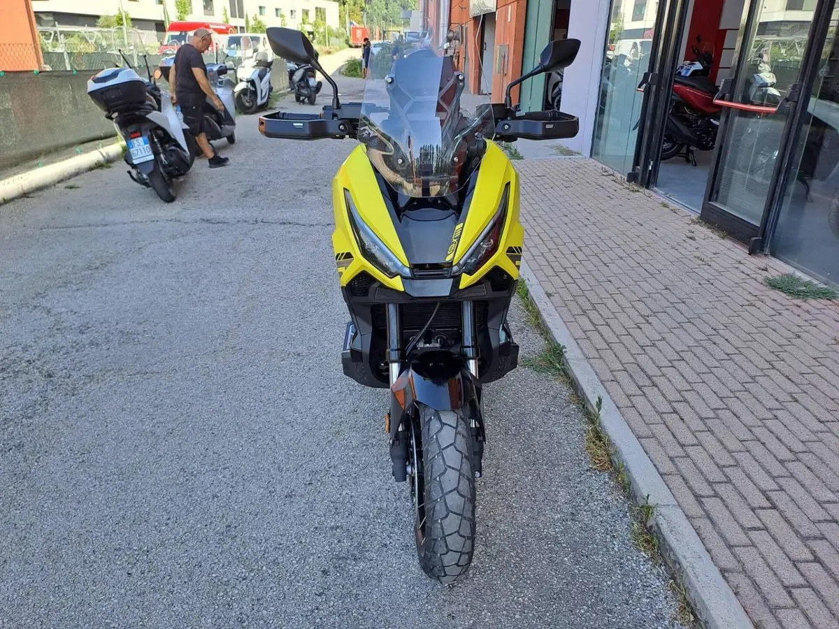 Honda X-ADV 750 (2025 - 26) (2)