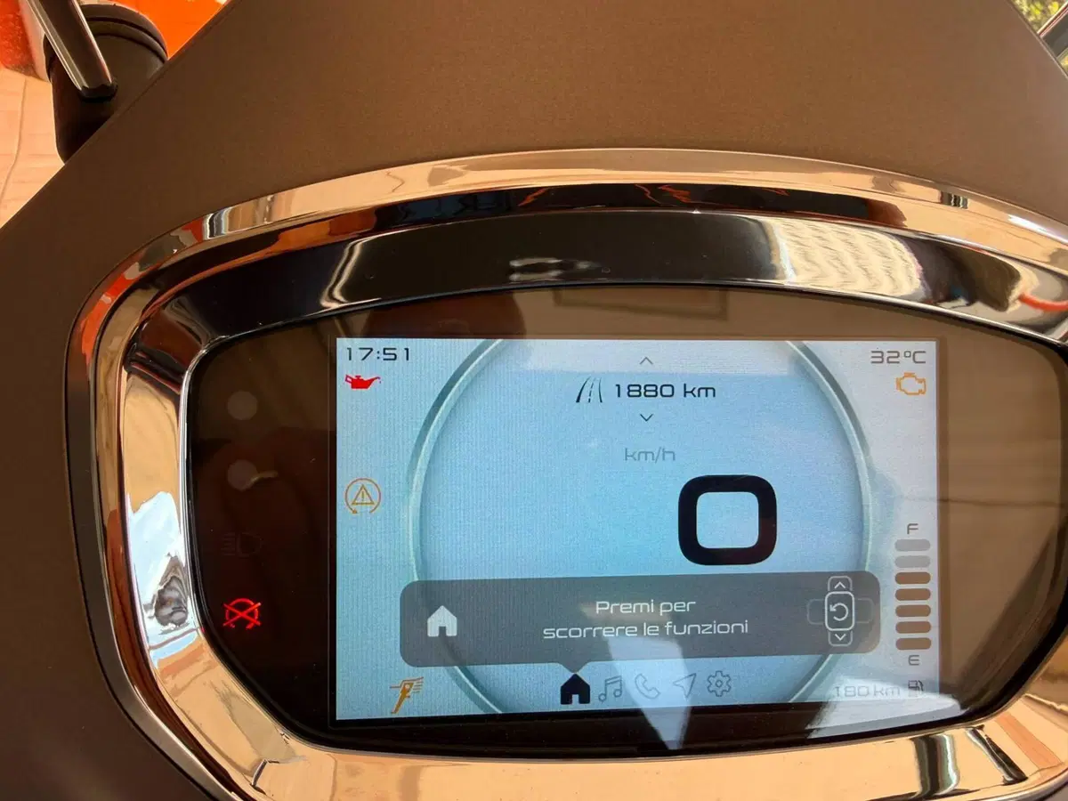 Vespa GTS 310 Supertech (2025 - 26) (4)