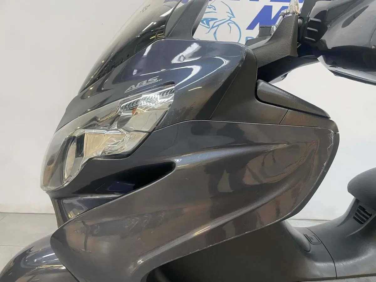 Suzuki Burgman AN 400 ABS (2010 - 13) (3)