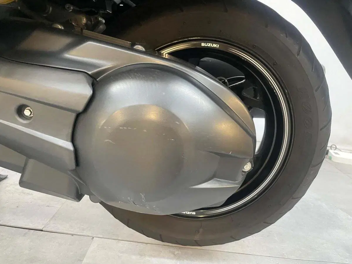 Suzuki Burgman AN 400 ABS (2010 - 13) (6)