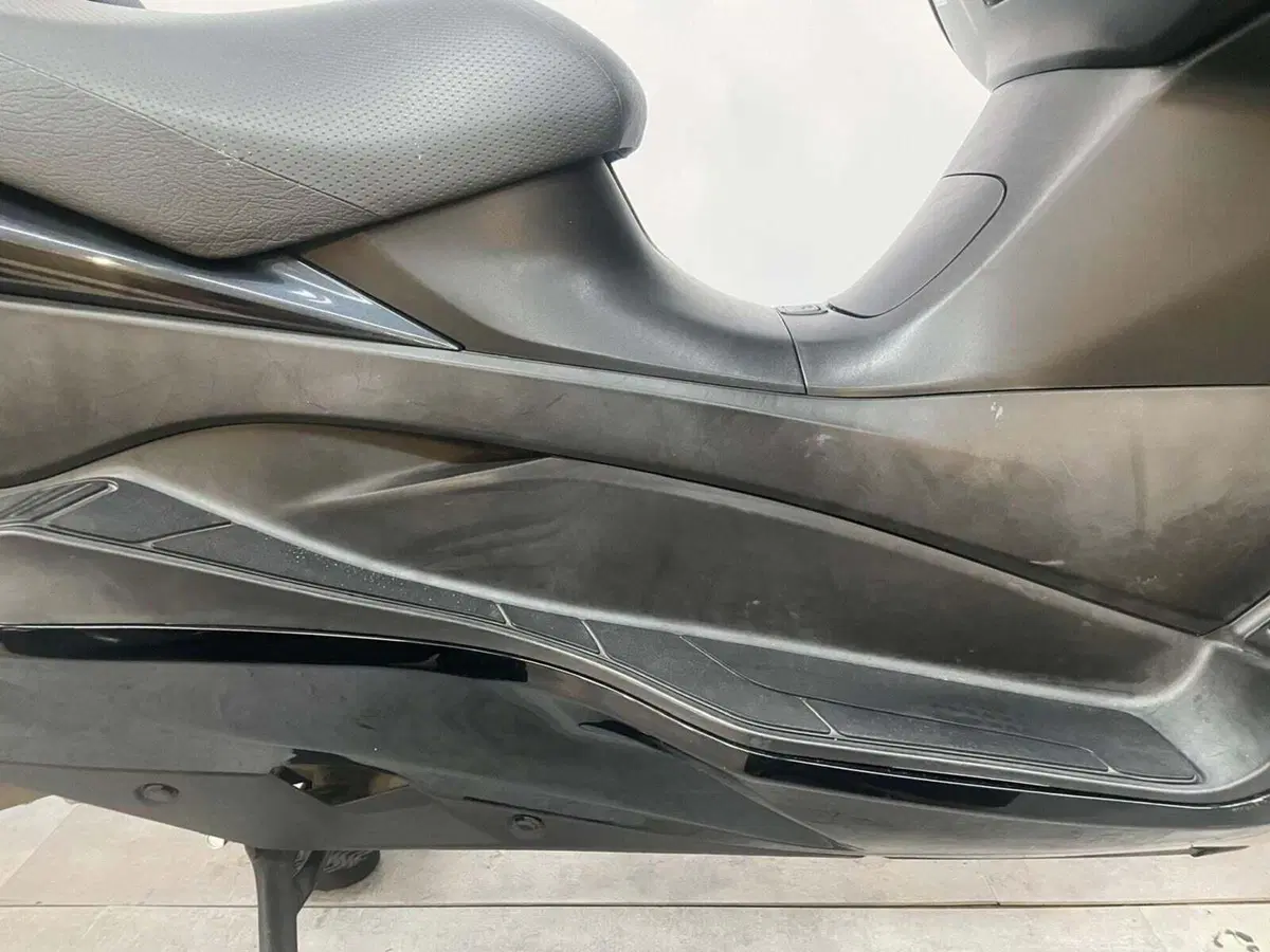 Suzuki Burgman AN 400 ABS (2010 - 13) (16)