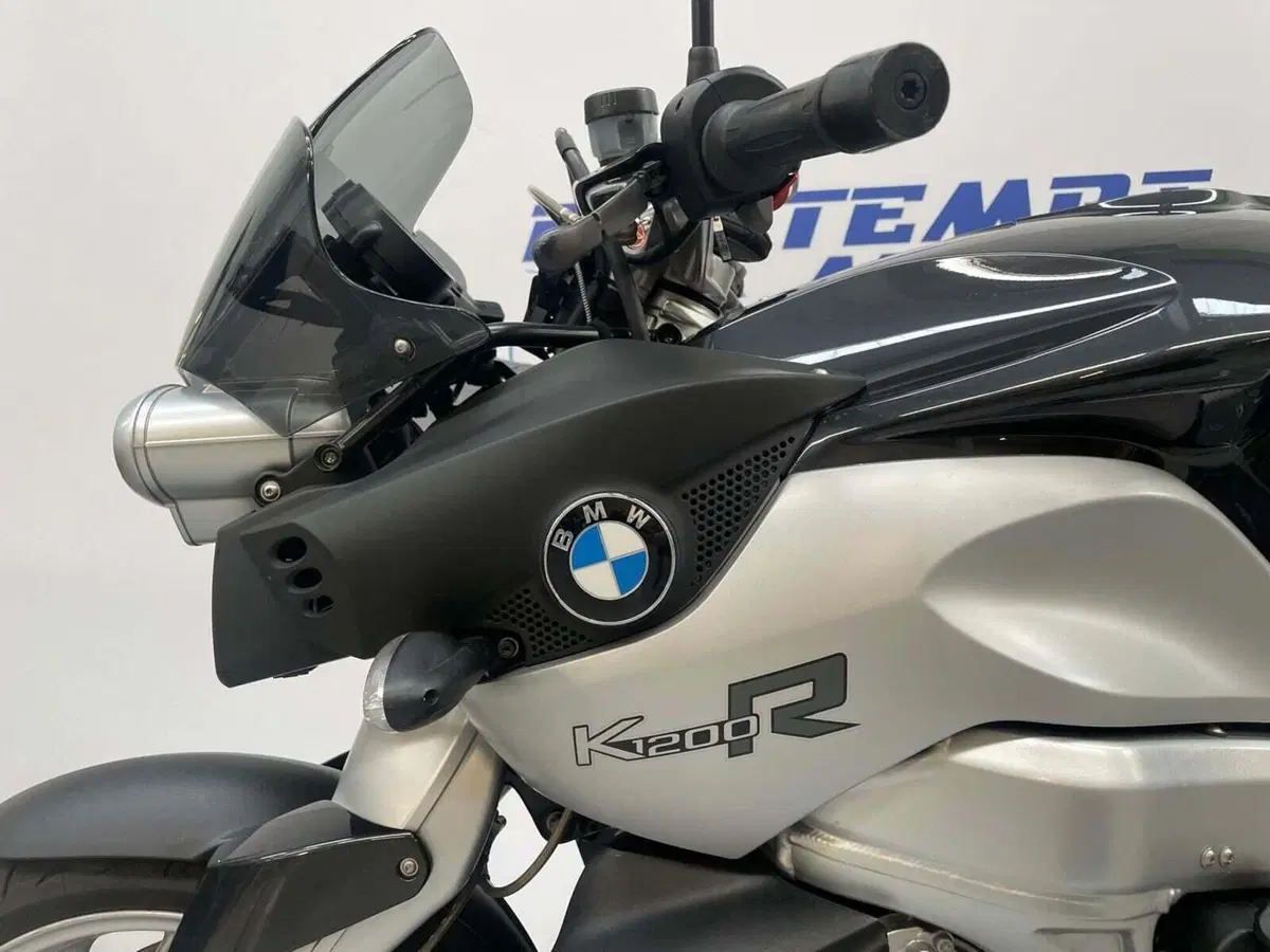 Bmw K 1200 R (9)