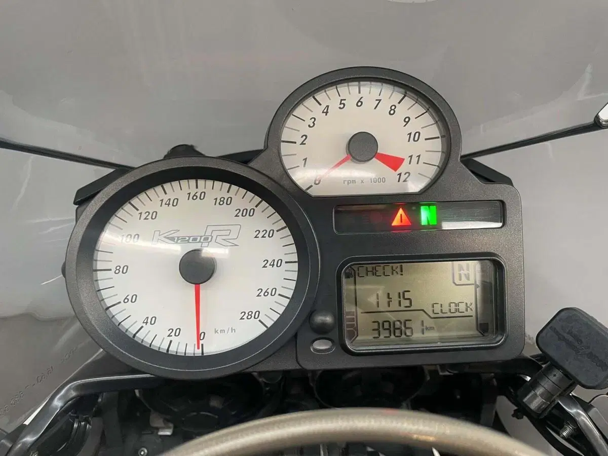 Bmw K 1200 R (10)