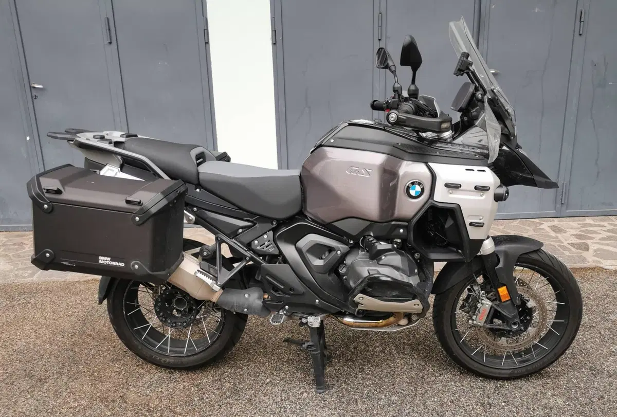 Bmw R 1300 GS Adventure Triple Black (2025 - 26) (2)