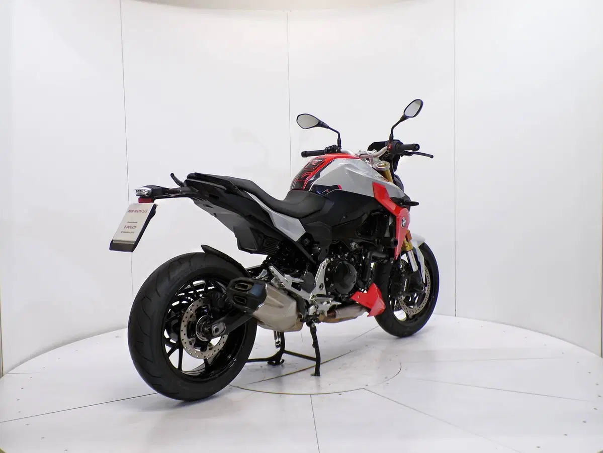 Bmw F 900 R (2021 - 24) (6)