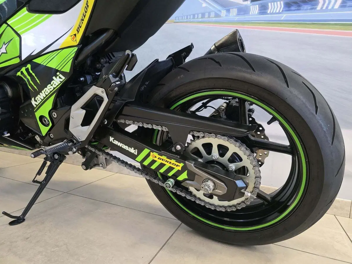 Kawasaki Z 800 ABS (2012 - 16) (20)